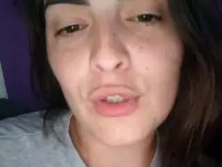 BritneyQuenn18's Live Sex Cam Show