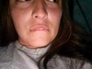 BritneyQuenn18's Live Sex Cam Show
