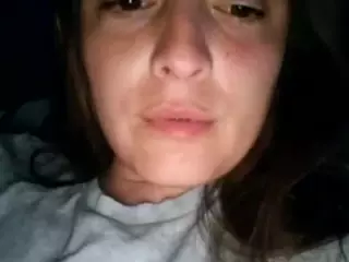 BritneyQuenn18's Live Sex Cam Show