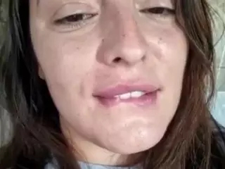 BritneyQuenn18's Live Sex Cam Show