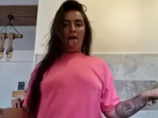 BritneyQuenn18's Live Sex Cam Show