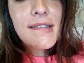 BritneyQuenn18's Live Sex Cam Show