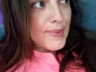 BritneyQuenn18's Live Sex Cam Show