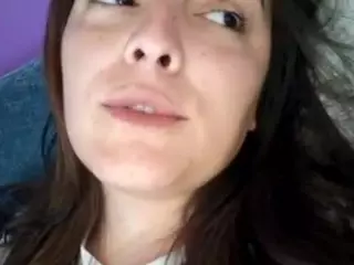 BritneyQuenn18's Live Sex Cam Show