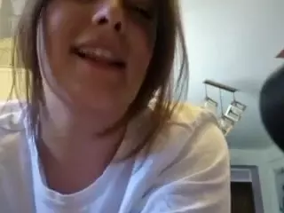 BritneyQuenn18's Live Sex Cam Show