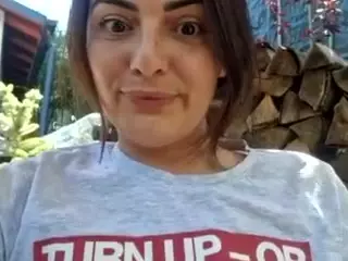 BritneyQuenn18's Live Sex Cam Show