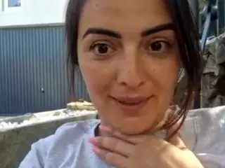 BritneyQuenn18's Live Sex Cam Show