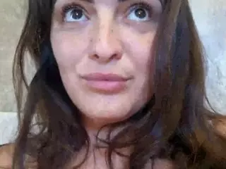 BritneyQuenn18's Live Sex Cam Show