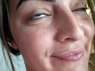 BritneyQuenn18's Live Sex Cam Show