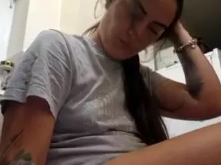 BritneyQuenn18's Live Sex Cam Show