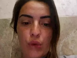 BritneyQuenn18's Live Sex Cam Show