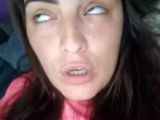 BritneyQuenn18's Live Sex Cam Show