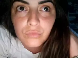 BritneyQuenn18's Live Sex Cam Show