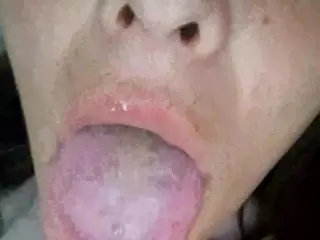 BritneyQuenn18's Live Sex Cam Show