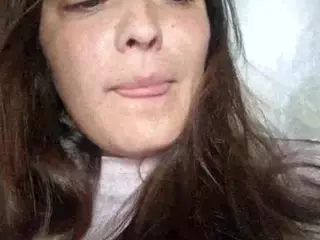 BritneyQuenn18's Live Sex Cam Show