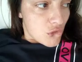 BritneyQuenn18's Live Sex Cam Show