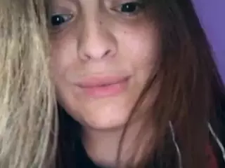 BritneyQuenn18's Live Sex Cam Show