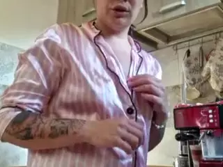 BritneyQuenn18's Live Sex Cam Show