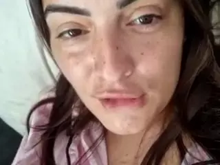 BritneyQuenn18's Live Sex Cam Show