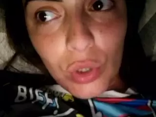 BritneyQuenn18's Live Sex Cam Show