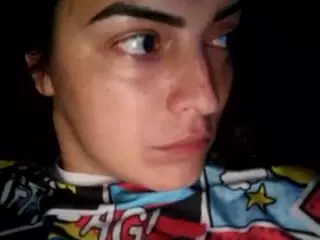 BritneyQuenn18's Live Sex Cam Show