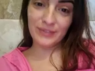 BritneyQuenn18's Live Sex Cam Show