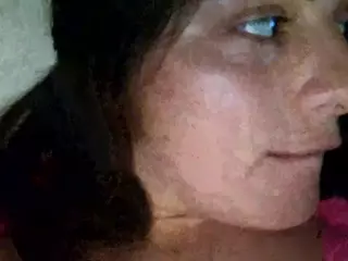 BritneyQuenn18's Live Sex Cam Show