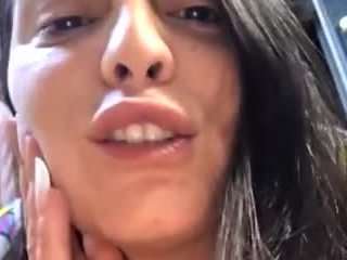 Live cam show with BritneyQuenn18
