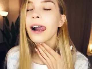 Kendra's Live Sex Cam Show