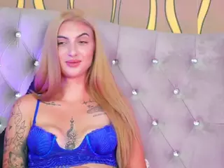 Ava-Bloom's Live Sex Cam Show
