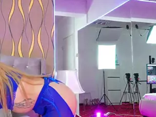 Ava-Bloom's Live Sex Cam Show
