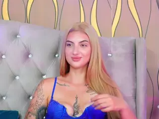 Ava-Bloom's Live Sex Cam Show