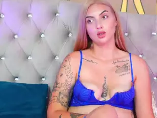 Ava-Bloom's Live Sex Cam Show