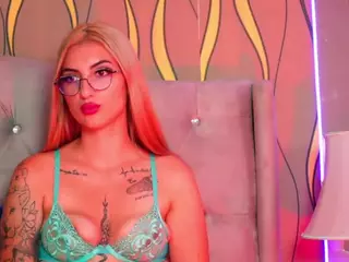 Ava-Bloom's Live Sex Cam Show