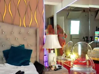 Ava-Bloom's Live Sex Cam Show
