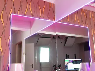 Ava-Bloom's Live Sex Cam Show