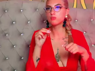 Ava-Bloom's Live Sex Cam Show