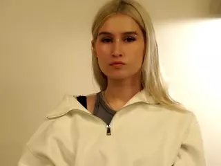 ElgaEldon's Live Sex Cam Show