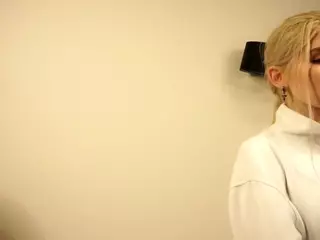 ElgaEldon's Live Sex Cam Show
