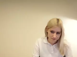 ElgaEldon's Live Sex Cam Show