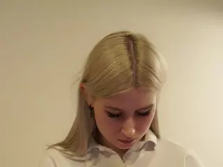 ElgaEldon's Live Sex Cam Show