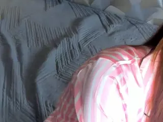 Eva's Live Sex Cam Show