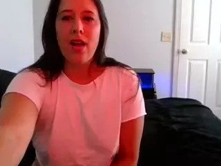 evaryan0520's Live Sex Cam Show