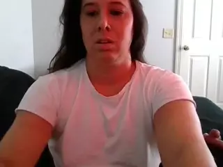 evaryan0520's Live Sex Cam Show