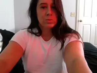 evaryan0520's Live Sex Cam Show