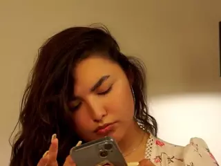 Ally's Live Sex Cam Show