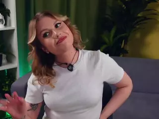 HildGartrell's Live Sex Cam Show