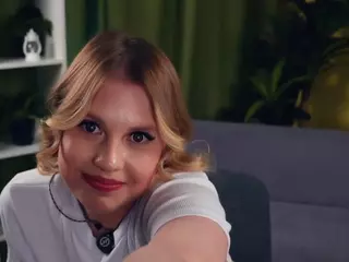 HildGartrell's Live Sex Cam Show