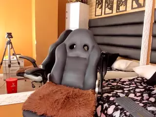 lolly-charlotte's Live Sex Cam Show