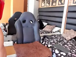 lolly-charlotte's Live Sex Cam Show